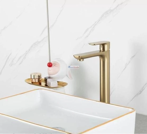 Смеситель для раковины Gappo G1048-32 высокий Сатин золотой