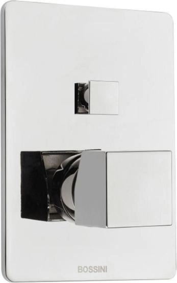 Смеситель для ванны с душем Bossini Cube New Z00063.030 на 2 потребителя, хром