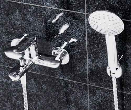 Смеситель Wasserkraft Vils 5601  для ванны с коротким изливом