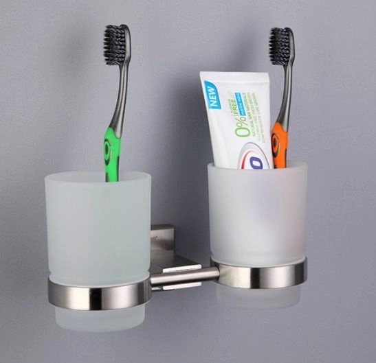 Двойной стакан для зубных щеток Gappo G1708 с держателем сатин