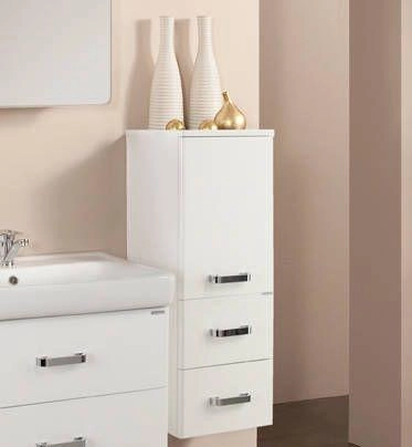 Полуколонна Акватон Америна, Белая