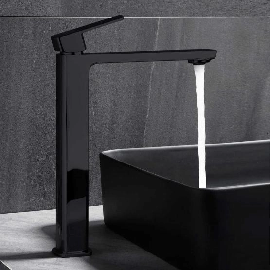 Смеситель высокий для раковины Vincea Next VBF-1N2MB однорычажный, черный