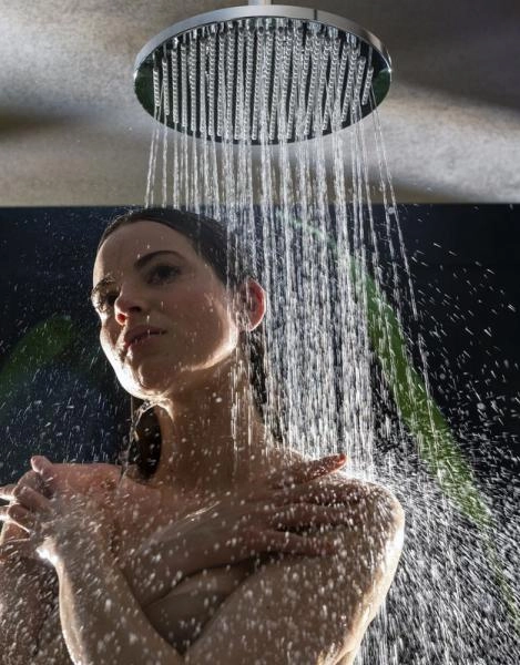 Душевая система Bossini APICE L10507.030 с термостатическим смесителем, верхний душ 280 мм цвет хром