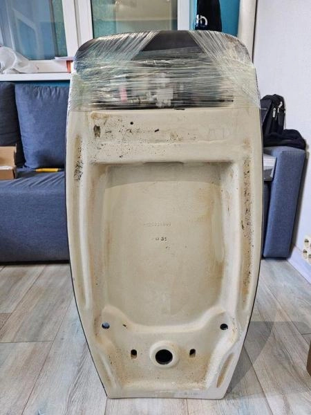 Писсуар сенсорный Gid Q9504bm подвесной выпуск горизонтальный Черный матовый