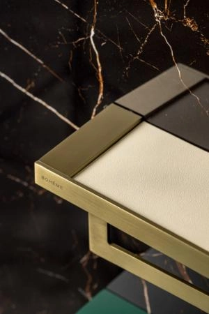 Держатель для туалетной бумаги Boheme c крышкой Qubic Matt Gold 10721-MG