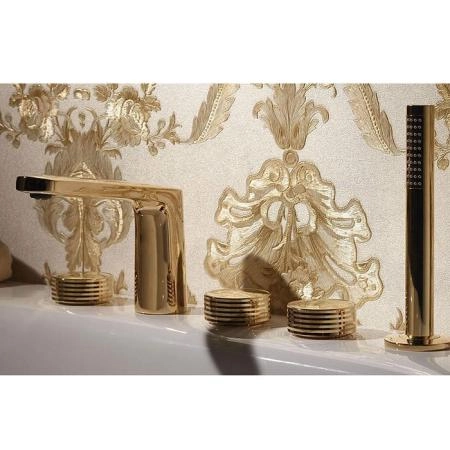 Fima Carlo Frattini Texture Collection Смеситель на борт ванны, на 5 отв., с ручным душем, цвет: золото