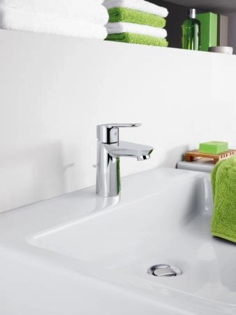 Смеситель Grohe BauEdge 23328000 для раковины,сливной гарнитур