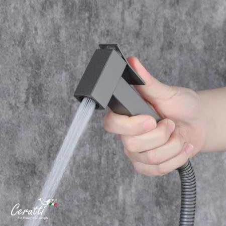 Смеситель с гигиеническим душем Ceruttispa Резия SHGR (RESIA SHGR) из латуни, с шлангом 120 см, цвет серый