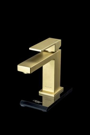 Cмеситель для умывальника Boheme Qubic Matt Gold 471-MG