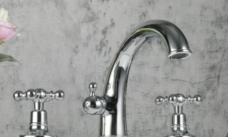 Смеситель Gappo G1189 борт ванны на 4 отверстия, хром