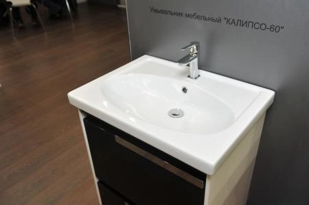 Раковина Kirovit Калипсо 60 см подвесная