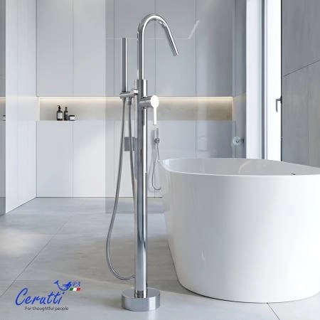 Смеситель напольный Ceruttispa Селла (SELLA) из латуни, цвет хром