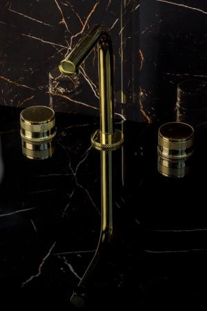 Смеситель на столешницу Boheme PRESTIGE на 3 отв. GOLD 152-G-PR