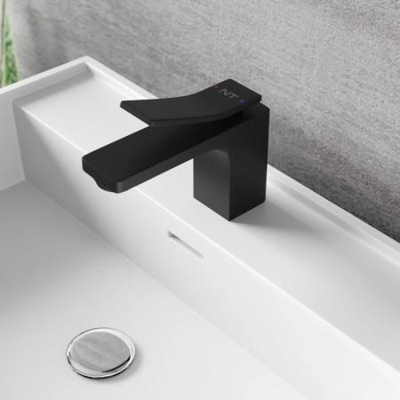 Смеситель NT BAGNO NT1801В VOLNO для раковины черный матовый