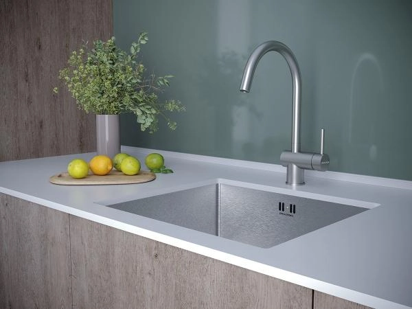 Смеситель для кухни Paulmark Bend нержавеющая сталь Be212066-SS