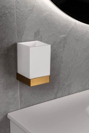 Стакан Boheme настенный Qubic Matt Gold 10724-MG