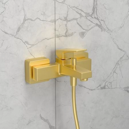 Смеситель VitrA Minimax Square  A4352025EXP настенный однорычажный брашированное золото латунь