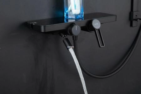 Смеситель Gappo G3296-26 черный матовый для ванны