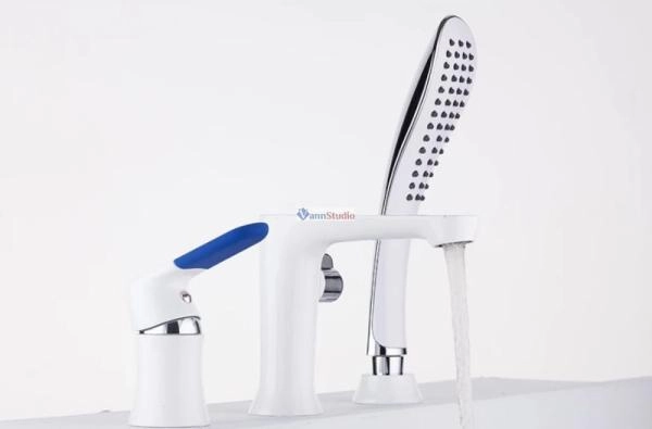 Смеситель на борт ванны Frap F1134 белый хром