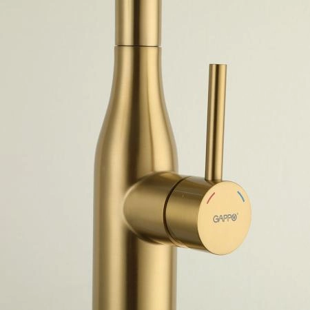 Смеситель GAPPO G4398-43 для кухни с выдвижным изливом и режимом душ, золотой сатин
