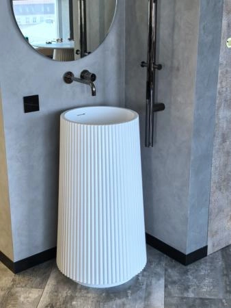 Раковина напольная Boheme рифленая Torre Corian 480*480*850 Matt White 801-Torre-MW