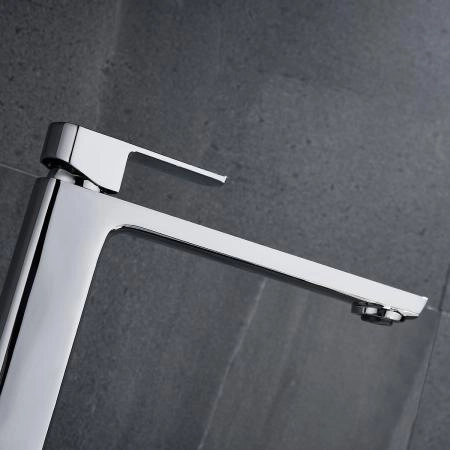 Смеситель высокий для раковины Vincea Next VBF-1N2CH однорычажный, хром