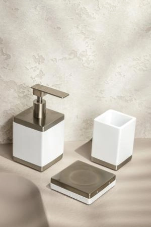 Мыльница Boheme квадратная Qubic Nickel Brush 10960-NB