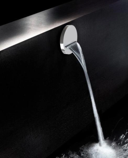 Излив для ванны и душа Bossini Ole' Round E86911.030, каскадная струя, хром