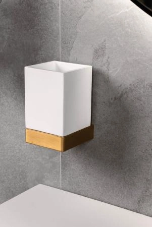 Стакан Boheme настенный Qubic Matt Gold 10724-MG
