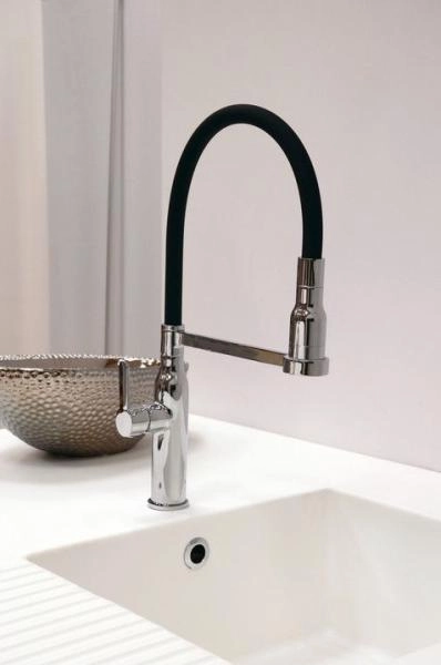 Смеситель Rav Slezak Zambezi ZA017.5 для кухни с поворотным изливом хром