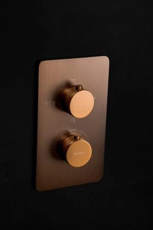 Смеситель встроенный с термостатом Boheme 3-х проходной CELL BRUSHED BRONZE 134-3-BRB