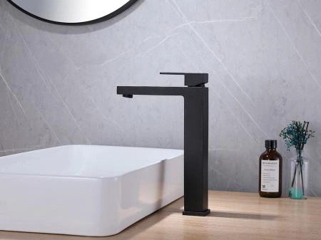 Смеситель ABBER Daheim AF8211B для раковины, черный матовый