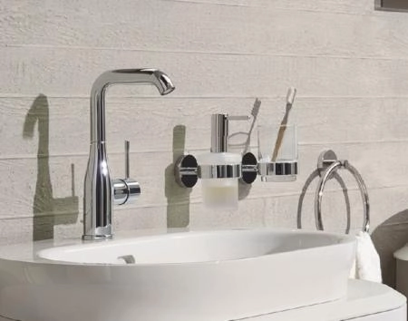 Смеситель Grohe Essence+ 23462001 для раковины U-излив, сливной гарнитур,однорычажный