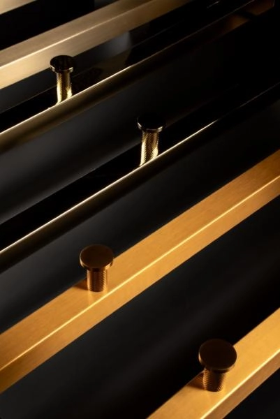 Полотенцесушитель электрический Boheme 2-трубы квадратный BRONZE 728-BR
