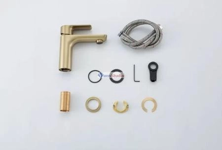 Смеситель для раковины Gappo G1048-3 Сатин золотой