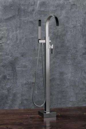 Смеситель напольный NT BAGNO NT1001 NERA C для ванны Хром