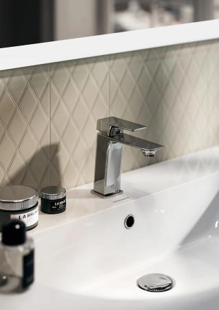 Смеситель для раковины Kerama Marazzi FIORETTO ФЬОРЕТТО V2CR205KM для Раковина без донного клапана, хром
