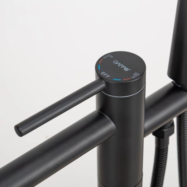 Смеситель GAPPO G3006-6 для ванны напольный, черный