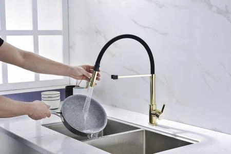 Смеситель для кухни Paulmark Halt золото Ha214021-G