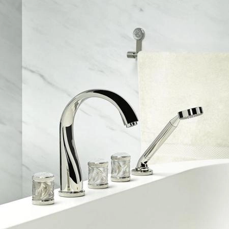THG Hirondelles Platinum Stamped Смеситель на борт ванны, 5 отв., с ручным душем, цвет: Polished nickel