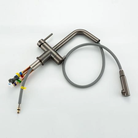 Смеситель GAPPO G4397-79 для кухни с выдвижным изливом и подключением фильтра, оружейная сталь