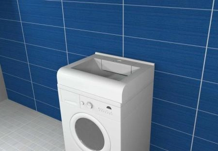 Раковина Marko Корса 60x50 над стиральной машиной с кронштейнами