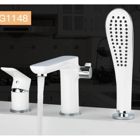 Смеситель Gappo G1148 на борт ванны на 3 отверстия, хром белый