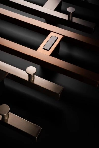 Полотенцесушитель электрический Boheme 2-трубы квадратный BRUSHED BRONZE 728-BRB