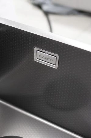 Мойка кухонная Esbano CASCADE-2 750х450х220 оружейная сталь PVD покрытие
