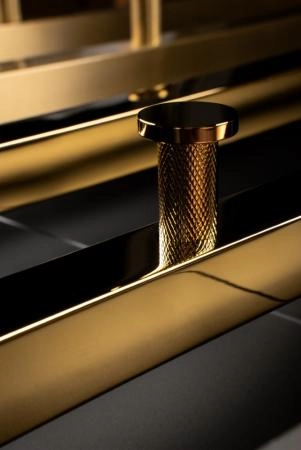 Полотенцесушитель электрический Boheme 2-трубы квадратный GOLD 728-G