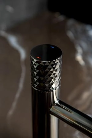 Смеситель STICK Boheme для умыв. низ. Shine Gun Metal низкий с ручкой DIAMOND 121-SGM