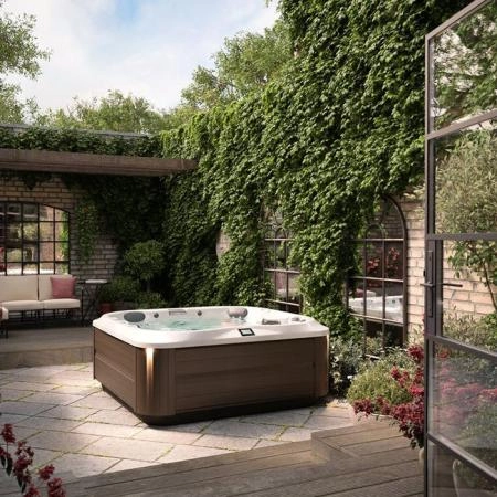Jacuzzi SPA J335 Минибассейн 214х214х92см, стереосистема, акрил Porcelain, с крышкой, цвет: Modern Hardwood