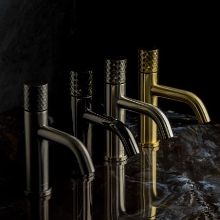 Смеситель STICK Boheme для умыв. низ. Shine Gun Metal низкий с ручкой DIAMOND 121-SGM