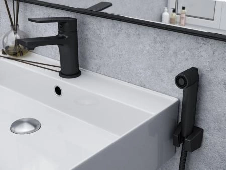 Смеситель с гигиеническим душем ESKO SINGAPORE black SB 27H черный